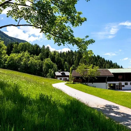 Lerchs Landhotel Hotel 3*