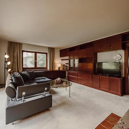 Lerchs Hotel 3*