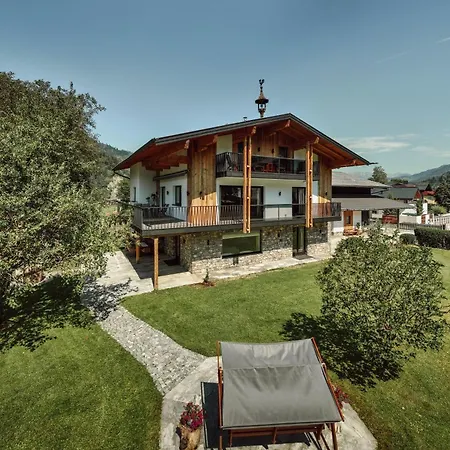 Hotel Lerch Plankenau