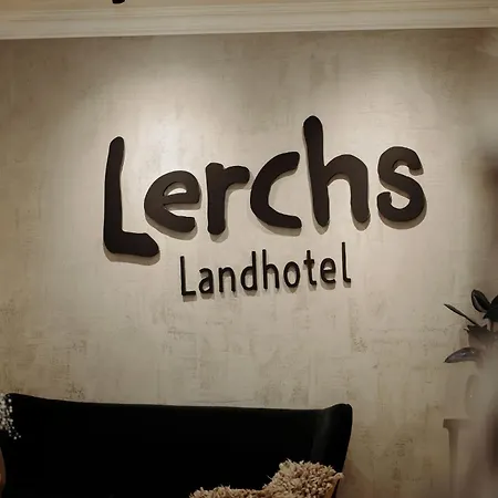 Lerch Plankenau 3*