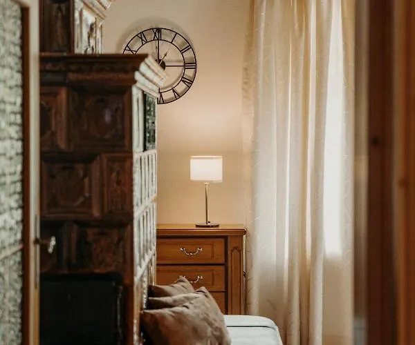 Lerchs Hotel 3*